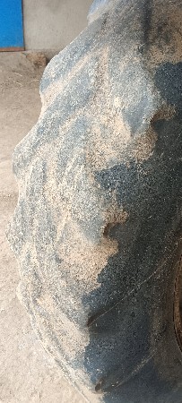 ટ્રેક્ટર વેચવાનું છે