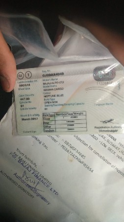 bajaj bs3 loding rikshaw