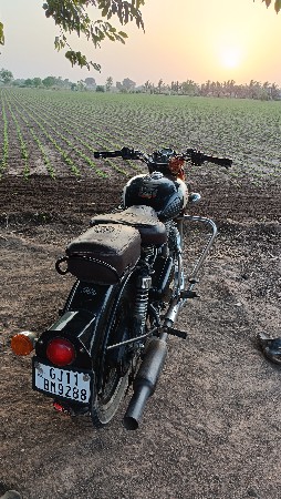 બુલેટ વેચવાનું હે