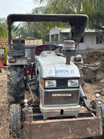 ટ્રેક્ટર ટોલિ વેચવાનું છે