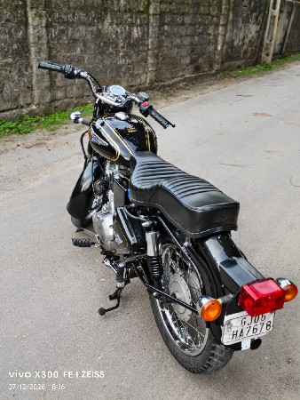 બુલેટ 2013 કન્વર્ટ 
115000 કિંમત