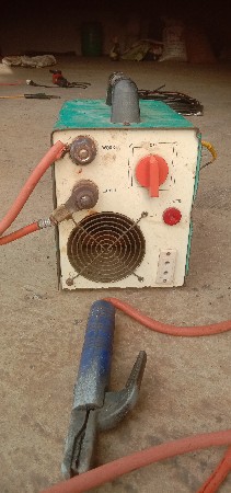 નાની વેલડીંગ પેટી