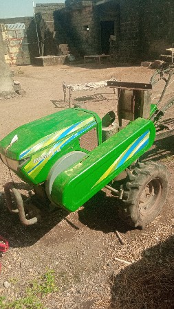મેગા ટી 15