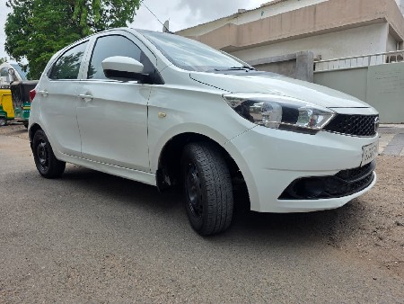 Tata Tiago (1-Owner)