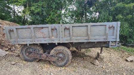 ટ્રોલી વેચવાનિ છે