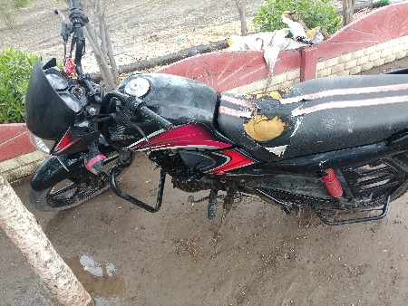 આ ગાડી વેચવાની છે
