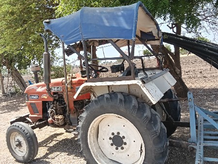 ટ્રેક્ટર વેસવા નું છે