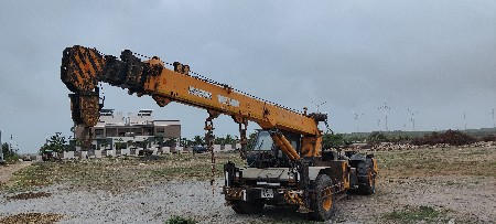 Hydra farana 1550 crane