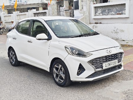 hyundai Aura top model