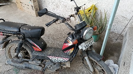 ગાડી વેચવાની છે.