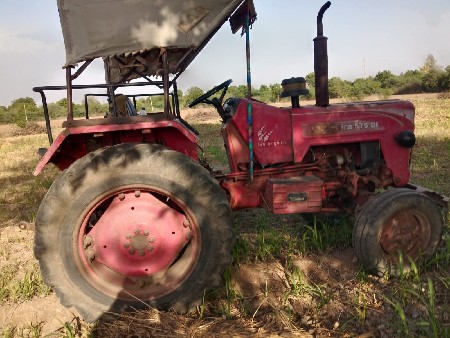 ટ્રેક્ટર વેચવાનું છેં