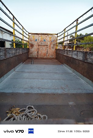 10 ટાયર ગાડી વેચવાની છે