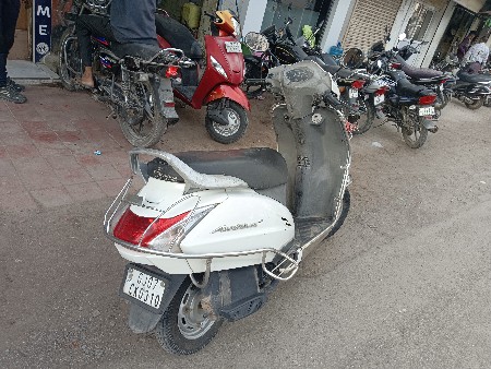 વેચવાનું છે