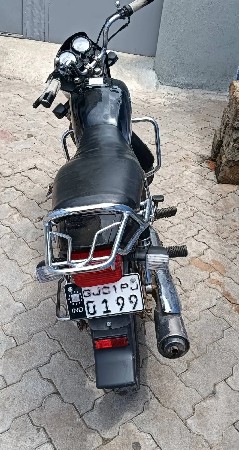 ગાડી વેચવા ની છે