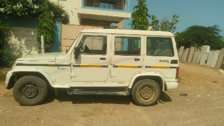 Mahindra bolero