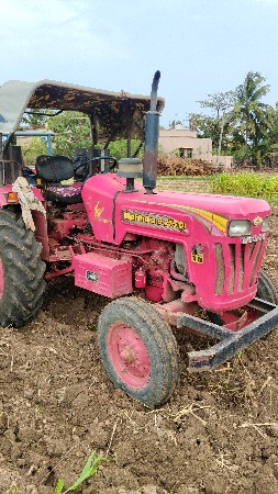 Mahindra 275