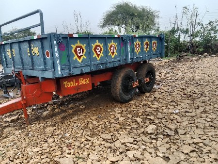 ધરતી કંપનીનું ફોરવીલ ટેલર વેચવાની