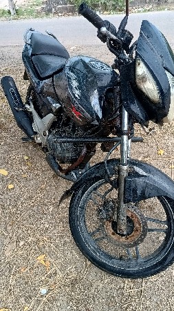 મોટરસાઈકલ વેચવાનું છે