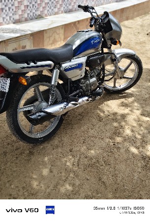 મોટશાઈકલ વેચવાનીછે