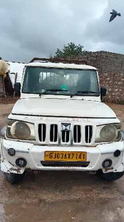 બોલેરો વેચવાનો છે