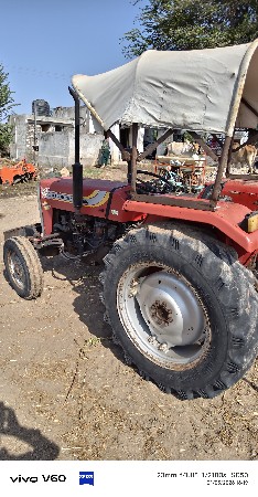 ટ્રેક્ટર વેચવાનો છે