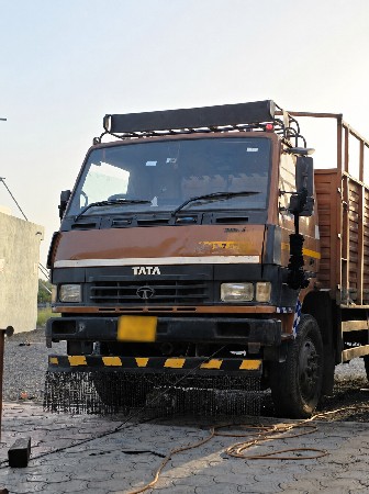 Tata 1109 lpt 2015 model