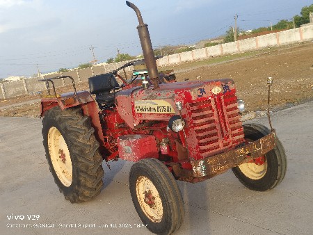 Mahindra 275Di MODEL 2002
