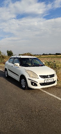 આ ફોરવીલ વેચવાની છે