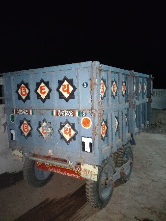 આ ટોલી વેચવાની છે