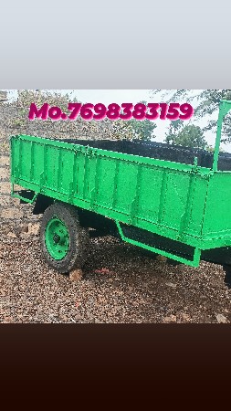 લારી (ટ્રેલર) વેચવાની છે.