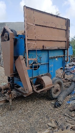 આ થ્રેસર વેચવાનું છે
