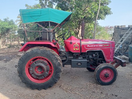 મહેન્દ્ર ટેકટર વેચવાનું છે