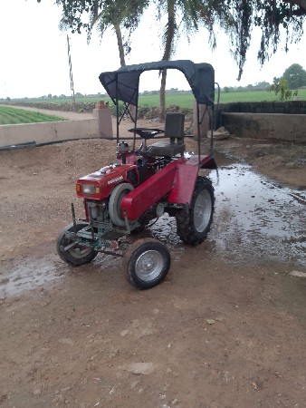 મિની ટ્રેક્ટર વેચવાનું છે