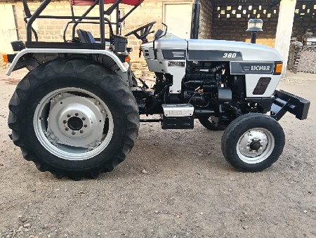 Eicher 380