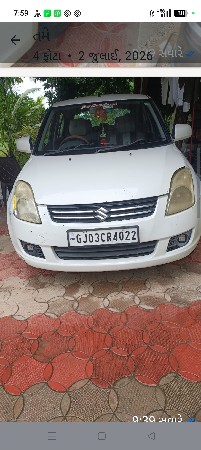 ફોર વ્હીલ કાર વેચવાની છે