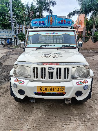 બોલેરો મેક્સી ટ્રક