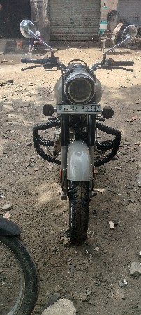 રોયલ એનફિલ્ડ ક્લાસિક બુલેટ વેચવાનું