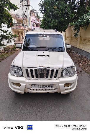 Scorpio veshvano se