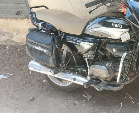 ગાડી વેચવાની છે