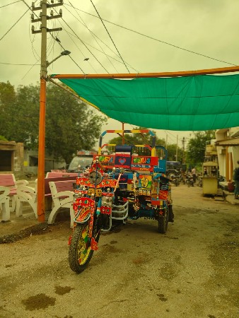 આ રીક્ષા વેચવાની સે
