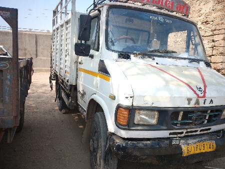 ટાટા 407