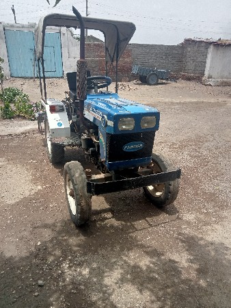 મીની ટેકટર વેચવાનું છે