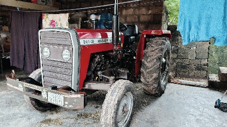 Massey Ferguson 241