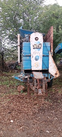 ગીતા કંપની નું થેશર છે