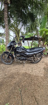 વેચવાની છે
