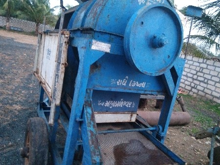 બજાજ નું  થેશર વેસવાનું છે bajar
