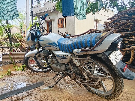 gadi deva ni se