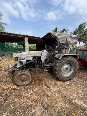 આઈસર ટ્રેક્ટર વેચવાનું છે