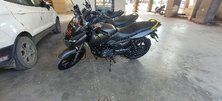 pulser 150