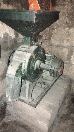 વેચવાની છે